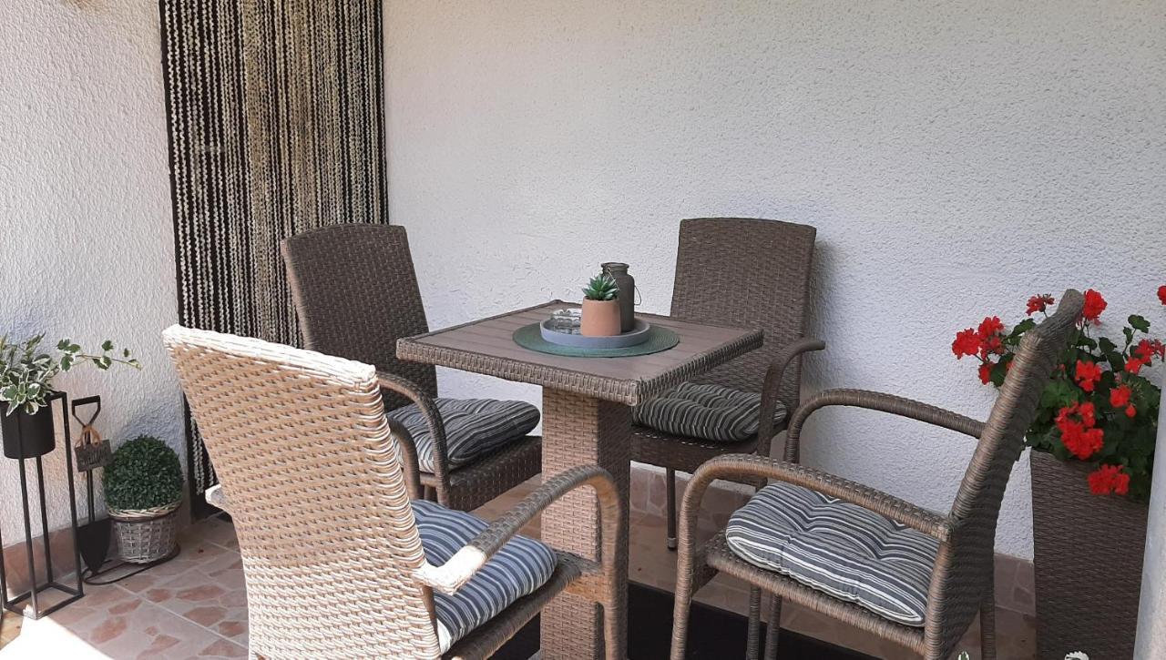Apartment Amigo Sirova Katalena Экстерьер фото